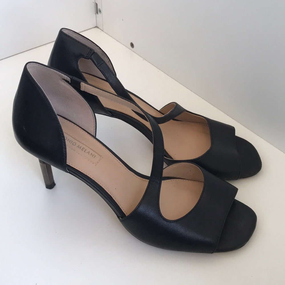 Antonio Melani leather sole heels Sz 7.5